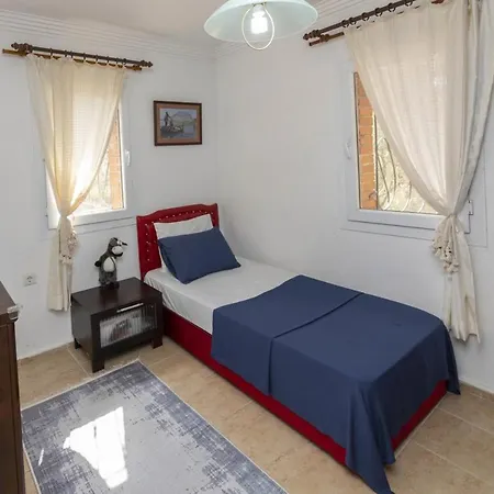 Villa Refreshing Near Milas-bodrum Airport