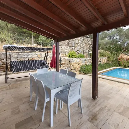 Refreshing Near Milas-bodrum Airport Villa